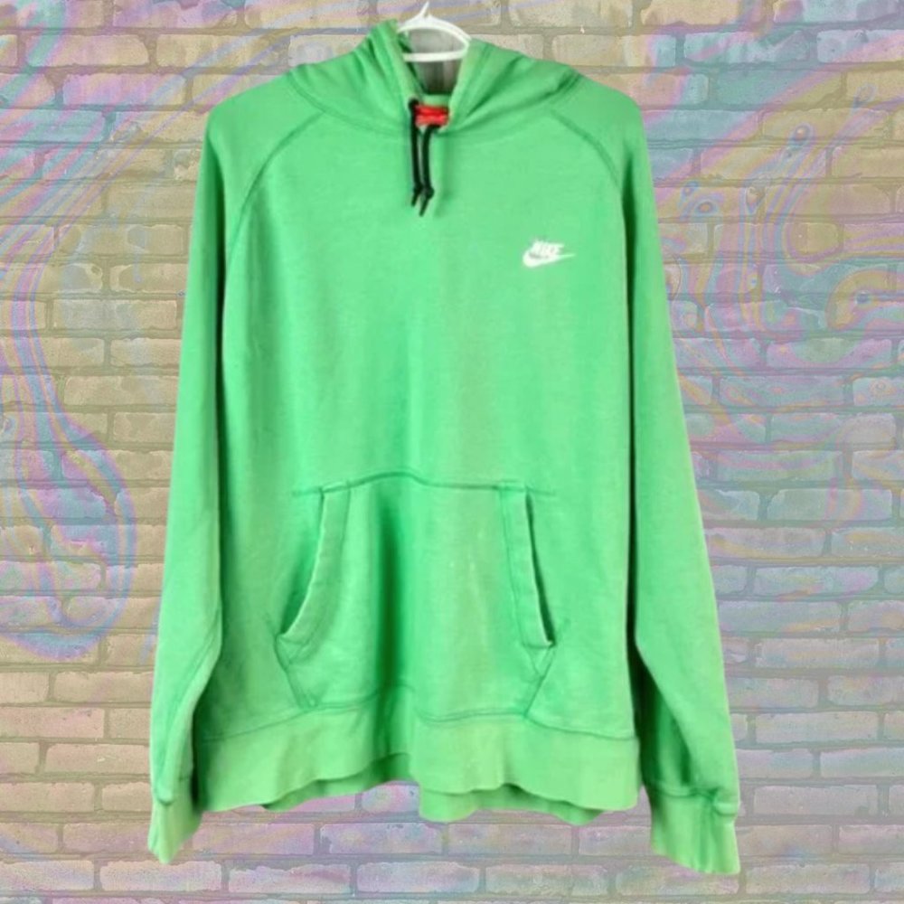 [SOLD] Retro Nike Mint Green Hoodie